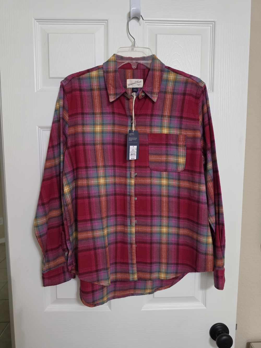 Universal Threads Plaid Button-Up Shirt in Pink Multi